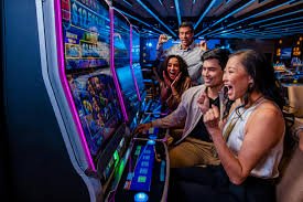 Filipino bettor viewing live football odds on u8888 mobile sports page